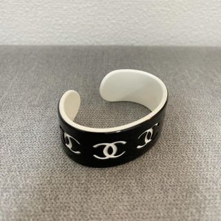 シャネル(CHANEL)のCHANEL シャネル ココマーク プラスチック バングル ブレスレット(ブレスレット/バングル)