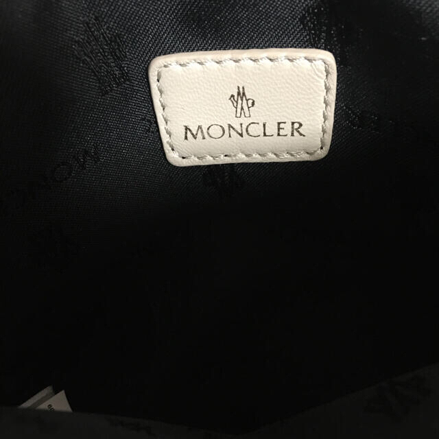 MONCLER(モンクレール)の【最終お値下げ】MONCLER✨モンクレール✨キルティングチェーンバッグ レディースのバッグ(ショルダーバッグ)の商品写真