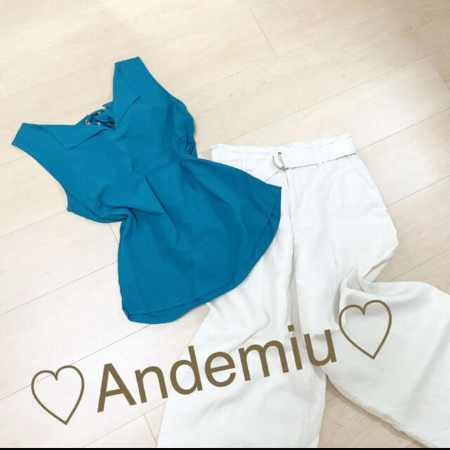 Andemiu(アンデミュウ)のノースリーブブラウス レディースのトップス(シャツ/ブラウス(半袖/袖なし))の商品写真