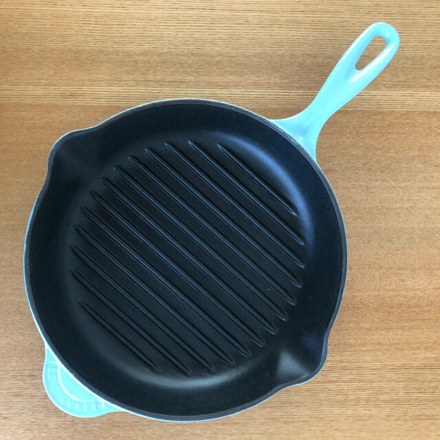 LE CREUSET(ルクルーゼ)のsimba様専用　ル・クルーゼ　グリルパン　27cm インテリア/住まい/日用品のキッチン/食器(鍋/フライパン)の商品写真