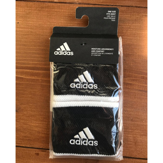 adidas(アディダス)の【新品】アディダス　テニス用リストバンド　黒 スポーツ/アウトドアのテニス(その他)の商品写真