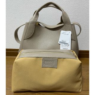 アマカ(AMACA)のPiENNE　レザートートバッグ(トートバッグ)