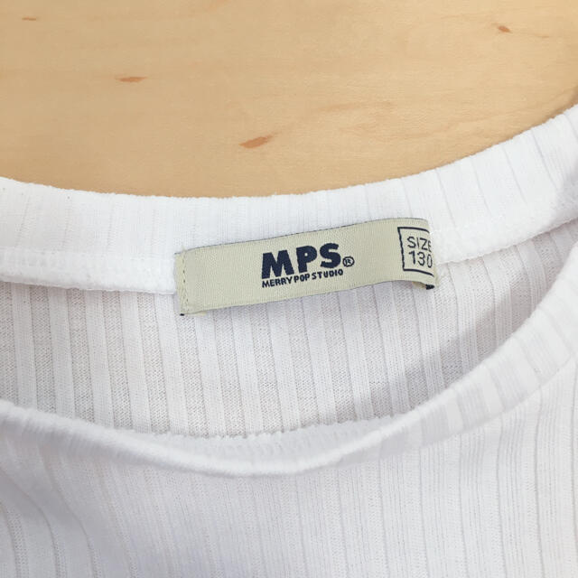 MPS(エムピーエス)のsaco様専用☆   MPS カットソー　130 お花 キッズ/ベビー/マタニティのキッズ服女の子用(90cm~)(Tシャツ/カットソー)の商品写真