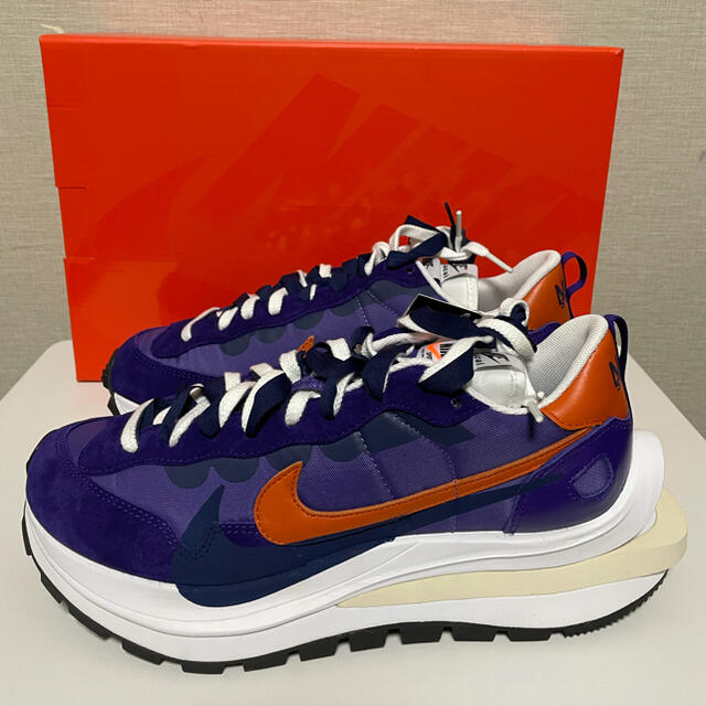 NIKE(ナイキ)の新品 NIKE VAPORWAFFLE / SACAI メンズの靴/シューズ(スニーカー)の商品写真