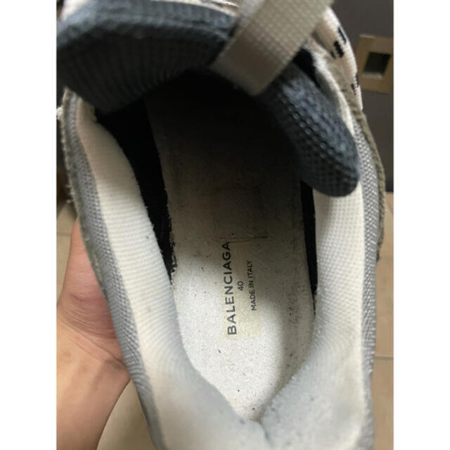 Balenciaga(バレンシアガ)のbalenciaga triples grey 40 メンズの靴/シューズ(スニーカー)の商品写真