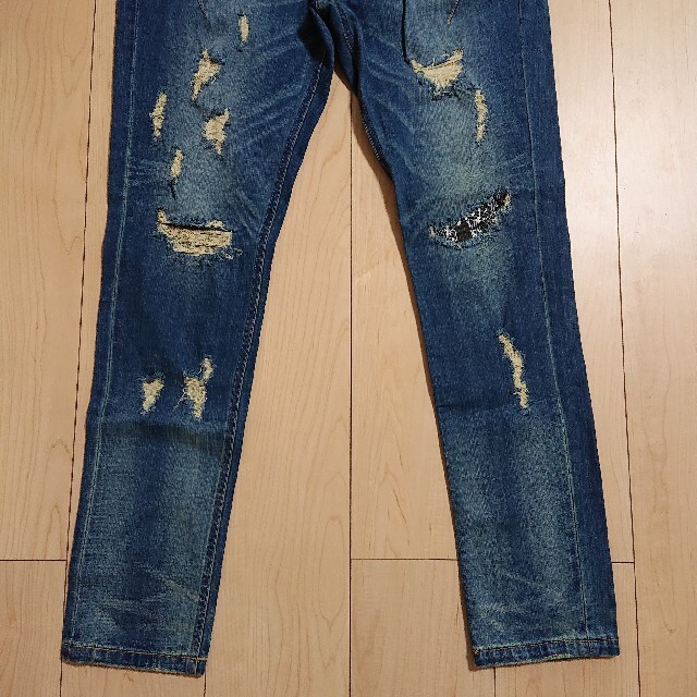 NUMBER (N)INE(ナンバーナイン)の新品 NUMBER NINE DENIM ダメージ加工ジーンズ XL メンズのパンツ(デニム/ジーンズ)の商品写真