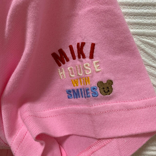 mikihouse(ミキハウス)の⭐️新品⭐️MIKI HOUSEミキハウス⭐️ロゴ入りTシャツ　130 キッズ/ベビー/マタニティのキッズ服女の子用(90cm~)(Tシャツ/カットソー)の商品写真