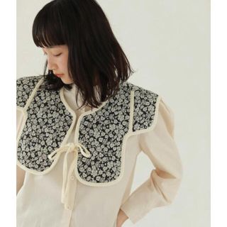 トゥデイフル(TODAYFUL)の期間限定値下げ！【POCHER】FLOWER COLLAR SET BLOUSE(シャツ/ブラウス(長袖/七分))