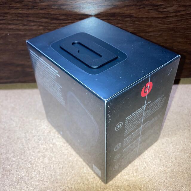 Apple(アップル)の【新品未開封】POWERBEATS PRO Bluetooth イヤホン スマホ/家電/カメラのオーディオ機器(ヘッドフォン/イヤフォン)の商品写真