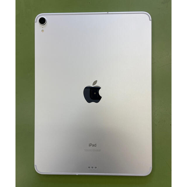 iPad Pro 2018 11インチ 64GB docomo版 シルバー