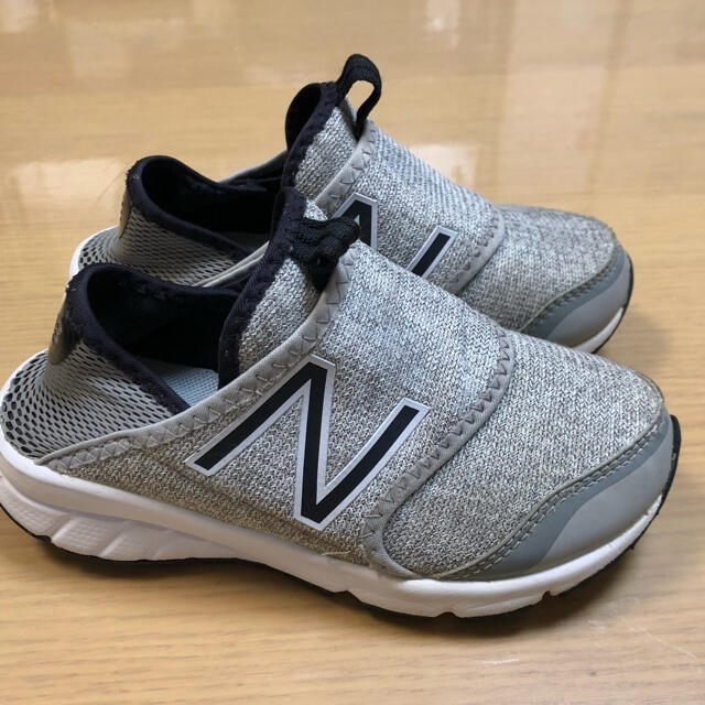 New Balance(ニューバランス)のニューバランス キッズ スニーカー K150S スリッポン グレー  17cm キッズ/ベビー/マタニティのキッズ靴/シューズ(15cm~)(スリッポン)の商品写真