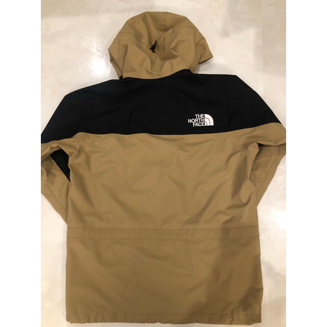 THE NORTH FACE MOUNTAIN LIGHT JACKET