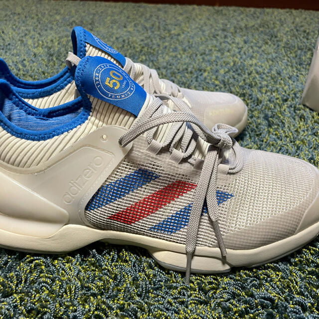 adidas(アディダス)の★新品！アディダスadidas､テニスシューズ､ナイキ､ニューバランス スポーツ/アウトドアのテニス(シューズ)の商品写真