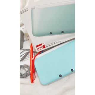 ニンテンドー3DS(ニンテンドー3DS)のニンテンドー3ds LLミント✖️ホワイト(携帯用ゲーム機本体)