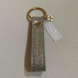 ケイトスペードニューヨーク(kate spade new york)の★ケイトスペード★キラキラ キーホルダー キーリング シルバー 新品(キーホルダー)