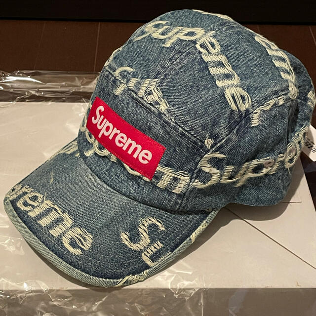 Supreme.Frayed Logos Denim Camp Cap