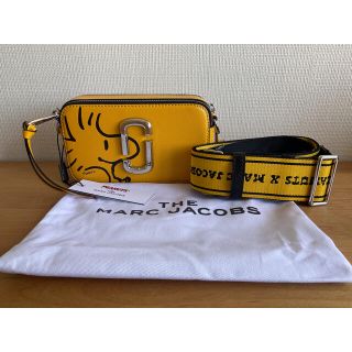 マークジェイコブス(MARC JACOBS)の【新品未使用MARC JACOBS スナップショット　ウッドストック　スヌーピ(ショルダーバッグ)