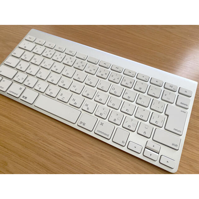 Apple(アップル)のMagic Keyboard Apple A1314 マジックキーボード 純正品 スマホ/家電/カメラのPC/タブレット(PC周辺機器)の商品写真