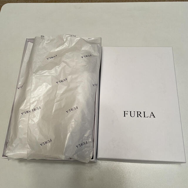 Furla(フルラ)のお洒落なフルラ　スニーカー　白xオフホワイト レディースの靴/シューズ(スニーカー)の商品写真