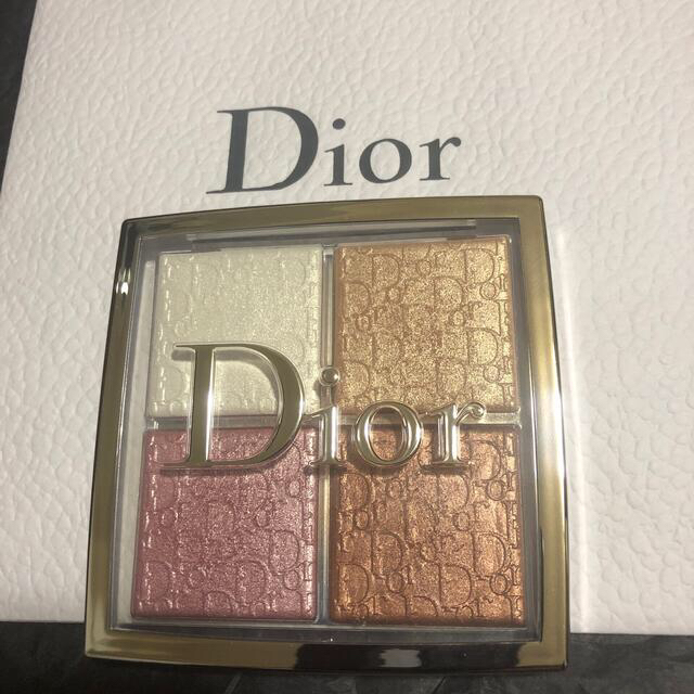 Dior バックステージフェイスグロウパレット001