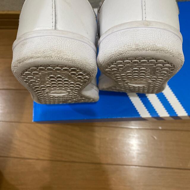 adidas(アディダス)の最終値下げ　adidas アディダス スタンスミス キッズ/ベビー/マタニティのキッズ靴/シューズ(15cm~)(スニーカー)の商品写真