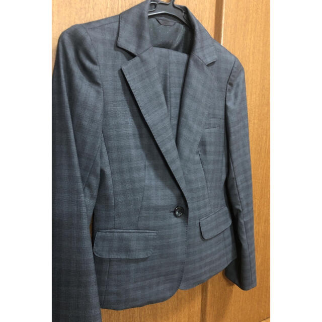 THE SUIT COMPANY(スーツカンパニー)の【パインアメ様専用】パンツスーツ上下　グレー　チェック レディースのフォーマル/ドレス(スーツ)の商品写真