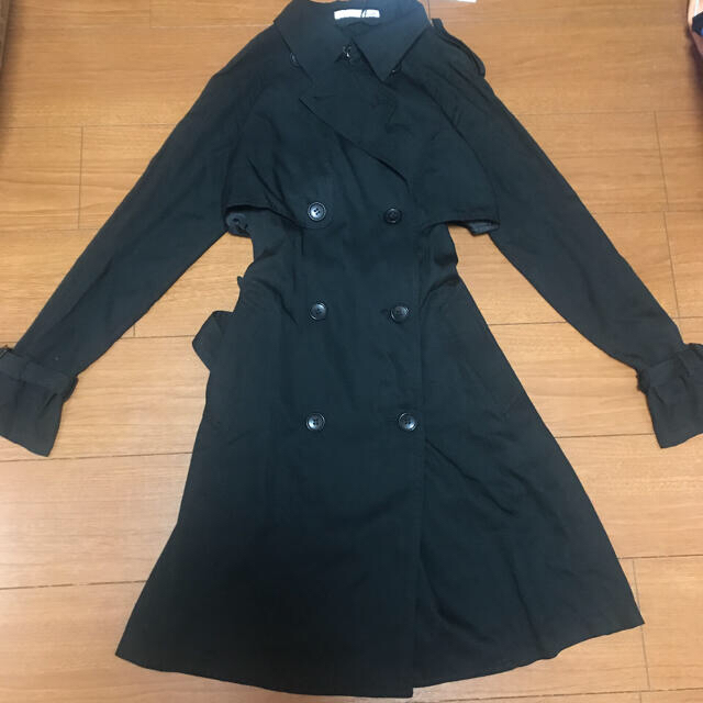 moussy(マウジー)の新品 タグ付き 定価1.5万 moussy マウジー トレンチコート コート レディースのジャケット/アウター(トレンチコート)の商品写真