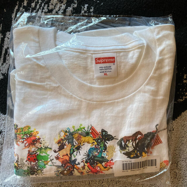 Supreme Toy Pile tee XL white 1