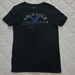 アメリカンイーグル(American Eagle)のアメリカンイーグル　Tシャツ　 ネイビー　　サイズＸＳ(Tシャツ/カットソー(半袖/袖なし))