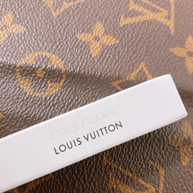 LOUIS VUITTON(ルイヴィトン)のルイヴィトン香水サンプル新作 金木犀 コスメ/美容の香水(香水(女性用))の商品写真