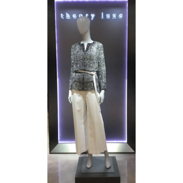 Theory luxe(セオリーリュクス)のTheory luxe 20ss ペイズリー柄プルオーバーブラウス レディースのトップス(シャツ/ブラウス(長袖/七分))の商品写真