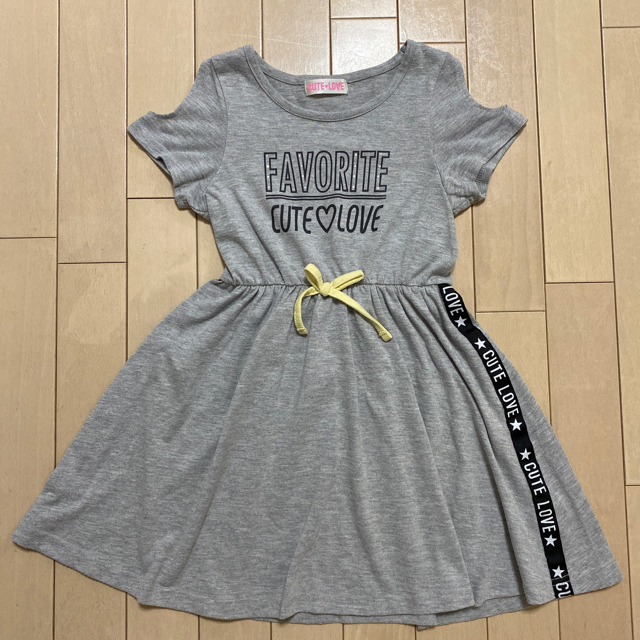 UNIQLO(ユニクロ)のran☆様♡専用 キッズ/ベビー/マタニティのキッズ服女の子用(90cm~)(Tシャツ/カットソー)の商品写真