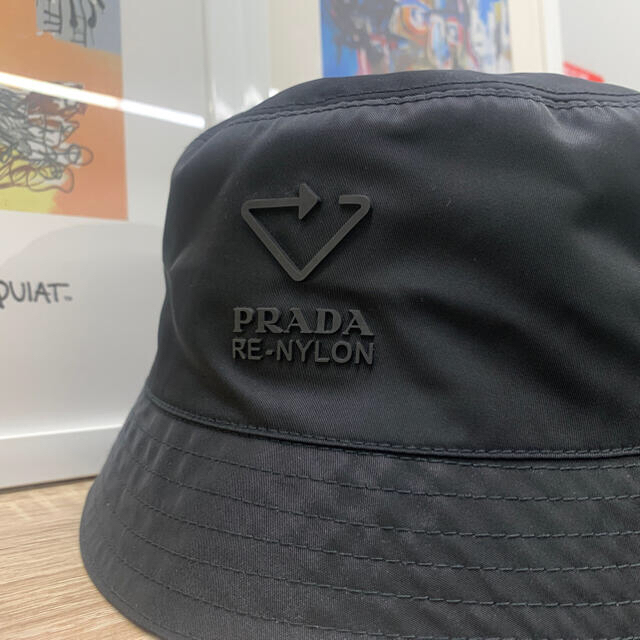 PRADA(プラダ)の【現行】PRADA Re-Nylon バケットハット M 2HC137 プラダ レディースの帽子(ハット)の商品写真