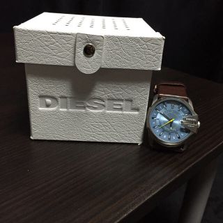 ディーゼル(DIESEL)の早い者勝ち！箱入り！ディーゼル時計！(レザーベルト)