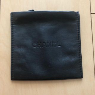 シャネル(CHANEL)のCHANEL レザーポーチ(ポーチ)