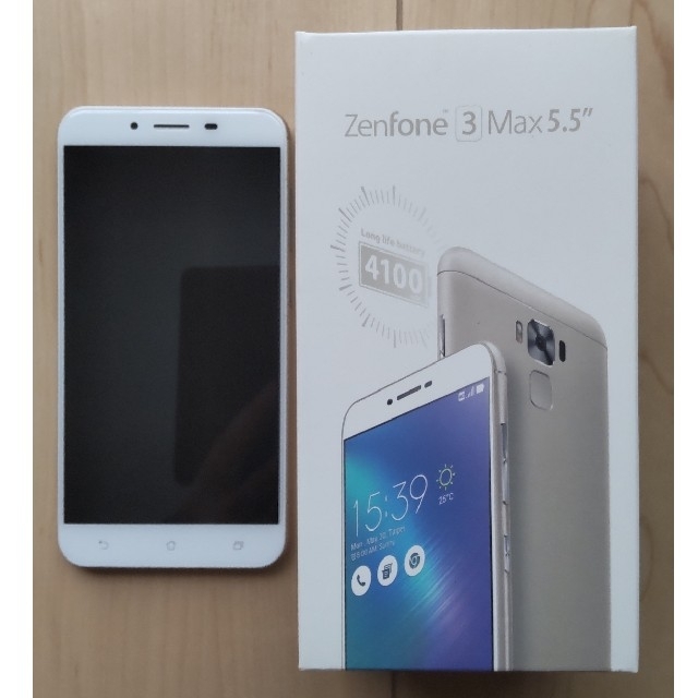 ASUS(エイスース)のASUS Zenfone 3 Max5.5 ゴールド スマホ/家電/カメラのスマートフォン/携帯電話(スマートフォン本体)の商品写真