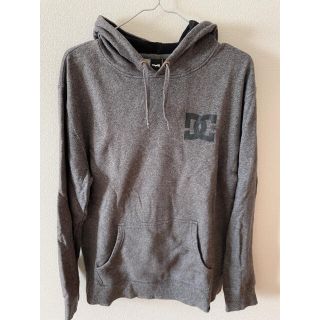 ディーシー(DC)のDC   パーカー　Mサイズ　(パーカー)