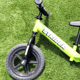 ストライダ(STRIDA)のストライダー(三輪車/乗り物)