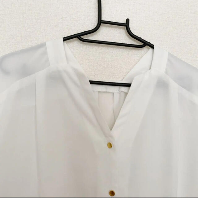 ViS(ヴィス)の美品　VIS ブラウス レディースのトップス(シャツ/ブラウス(半袖/袖なし))の商品写真