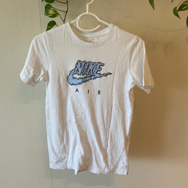 NIKE(ナイキ)のNIKE キッズTシャツ キッズ/ベビー/マタニティのキッズ服男の子用(90cm~)(Tシャツ/カットソー)の商品写真