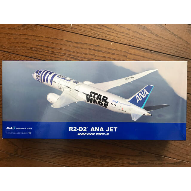 ANA R2D2 ジェット　モデルプレーン　1/200 B787