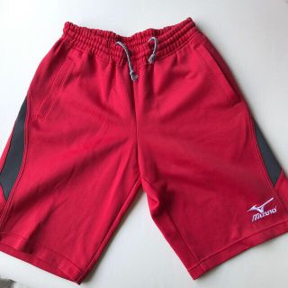 ミズノ(MIZUNO)の美品！ミズノ★ハーフパンツ赤:男性用Sサイズ(ウェア)