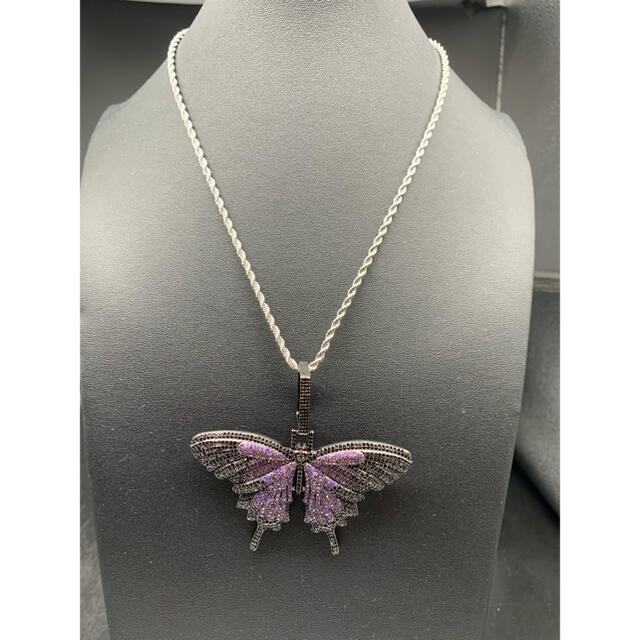 超BIGサイズ 黒 紫 Butterfly アゲハ蝶 ブリンブリンネックレス