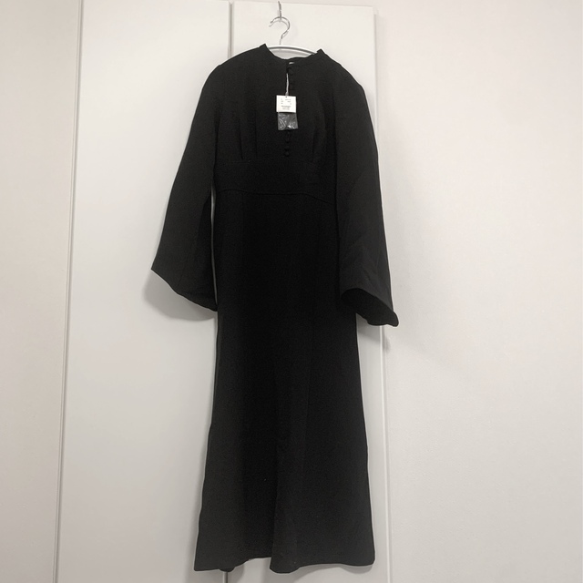 L'Or ロル Flare Sleeve Dress /Black【新品未使用】 レディースのワンピース(ロングワンピース/マキシワンピース)の商品写真