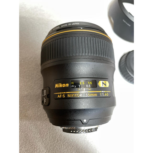 Nikon(ニコン)のラクマ限定価格　Nikon 35mmf1.4G スマホ/家電/カメラのカメラ(レンズ(単焦点))の商品写真