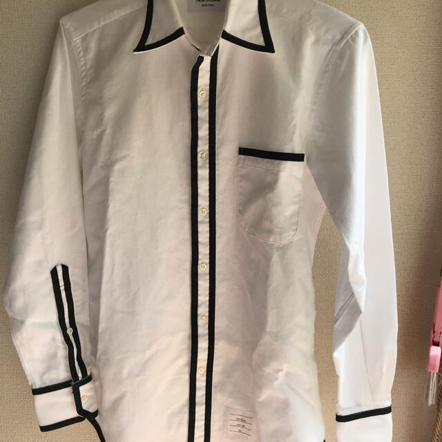 THOM BROWNE(トムブラウン)のトムブラウン/ THOM BROWNE シャツ メンズのトップス(シャツ)の商品写真