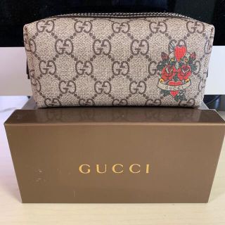 グッチ(Gucci)のGUCCI ポーチ　未使用(ポーチ)