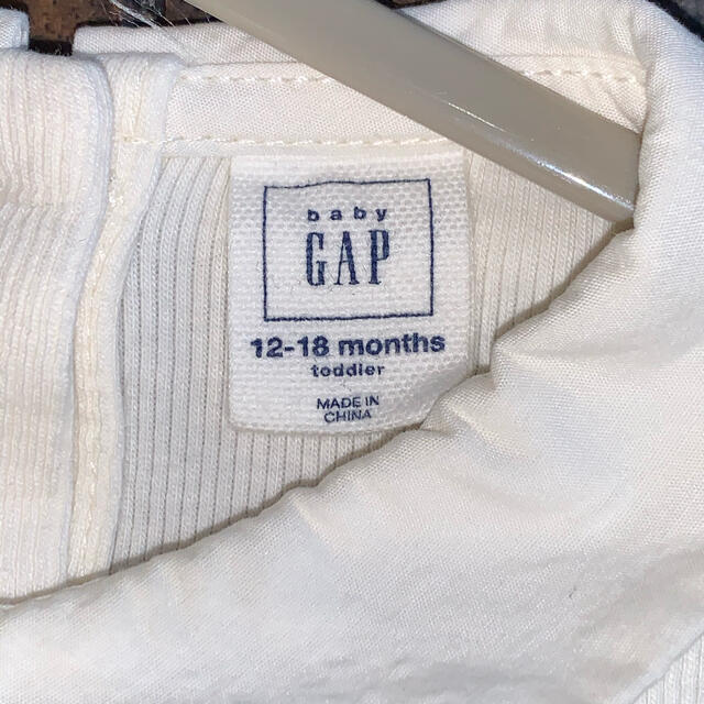 babyGAP(ベビーギャップ)のbaby GAP トップス（襟付き）サイズ80 キッズ/ベビー/マタニティのベビー服(~85cm)(シャツ/カットソー)の商品写真