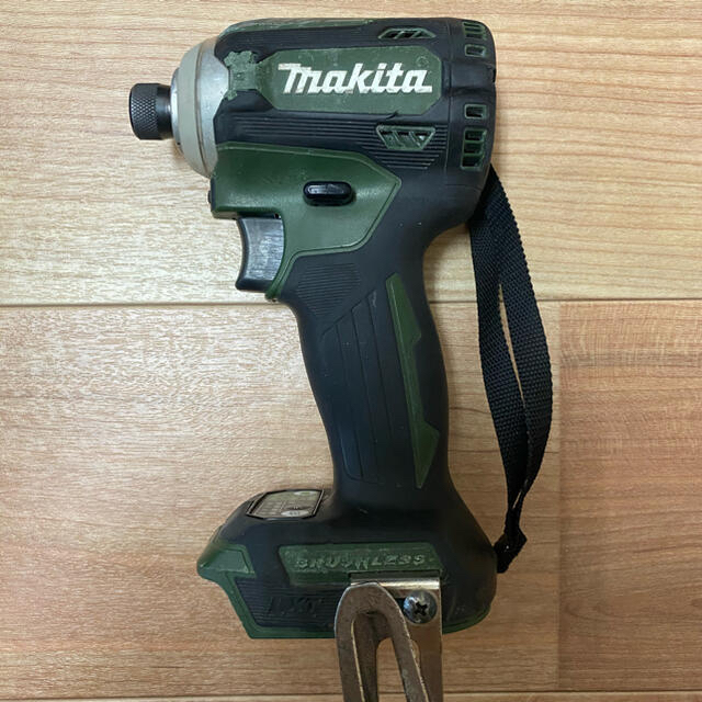 Makita(マキタ)のマキタ　18V インパクトドライバー　オーセンティックグリーン(限定色) スポーツ/アウトドアの自転車(工具/メンテナンス)の商品写真