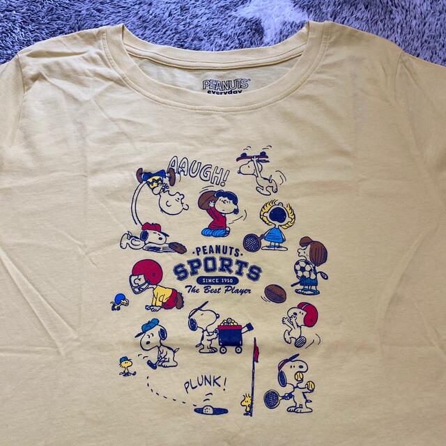 PEANUTS(ピーナッツ)のスヌーピーTシャツ レディースのトップス(Tシャツ(半袖/袖なし))の商品写真